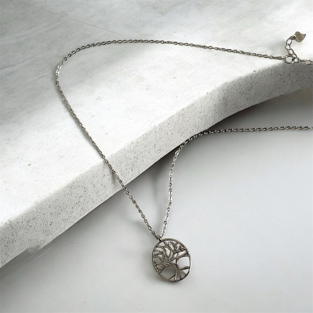 Elegant 925 sterling silverr Tree Pendant Necklace
